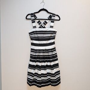 Banana Republic Womens Pleated Dress Knee Length Square Neck Black White